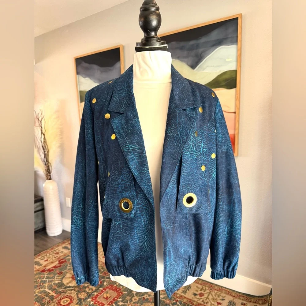 Vintage Regal Blue Reptile Jacket with Gold Accents - Picture 6 of 7
